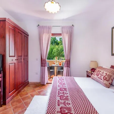 Apartment In Meernaehe Auf Sardinien